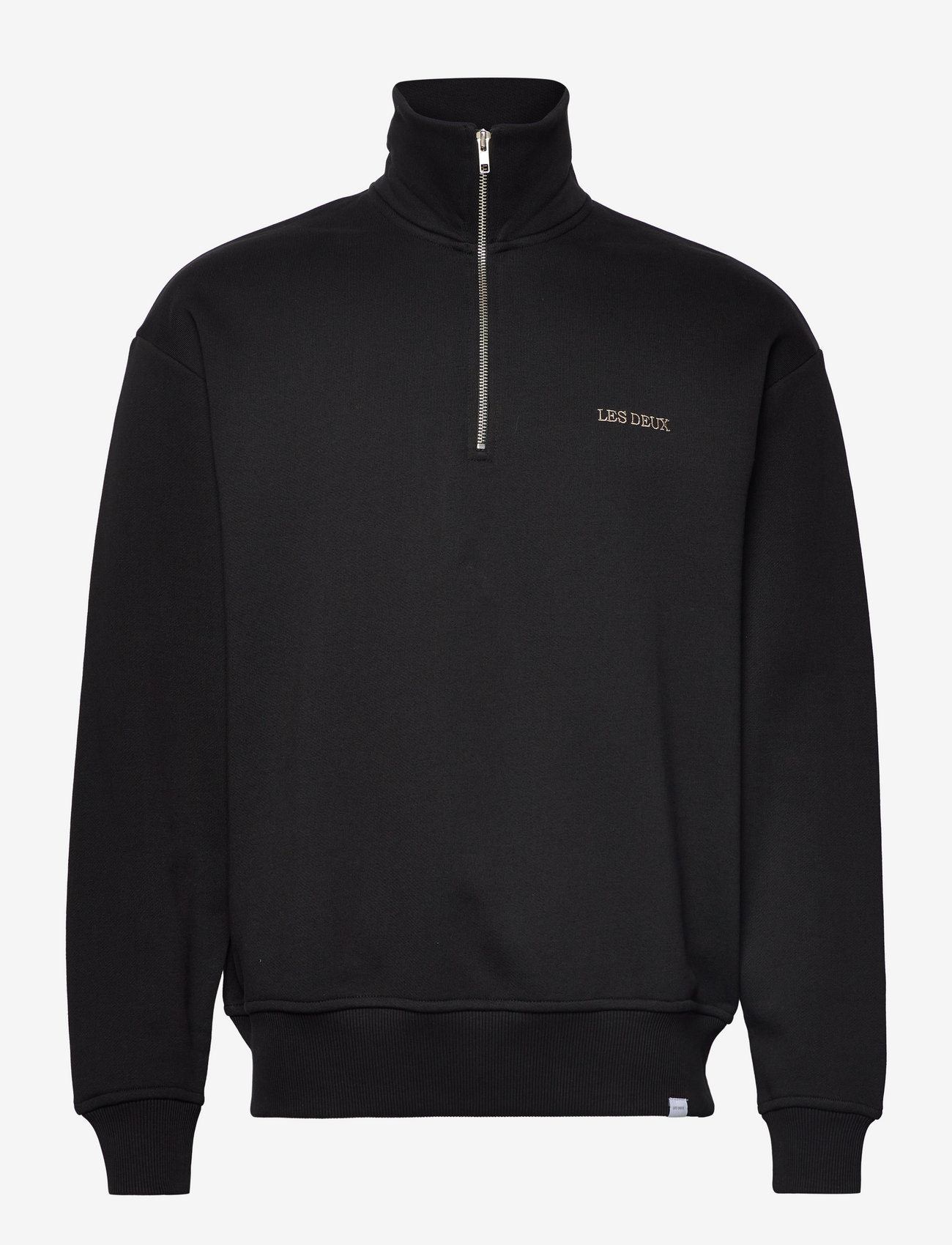 BLACK/DARK SAND