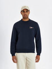 Les Deux - Flag Sweatshirt - sweatshirts - dark navy - 2