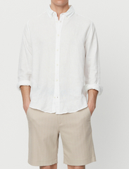 Les Deux - Kristian Linen B.D. Shirt - linneskjortor - white - 2
