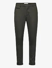 Les Deux - Como Herringbone Suit Pants - Ülikonnapüksid - deep forest/black - 0