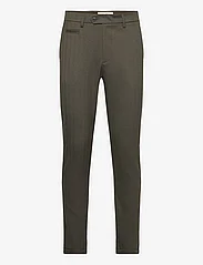 Les Deux - Como Herringbone Suit Pants - kostymbyxor - olive night/dark brown - 0