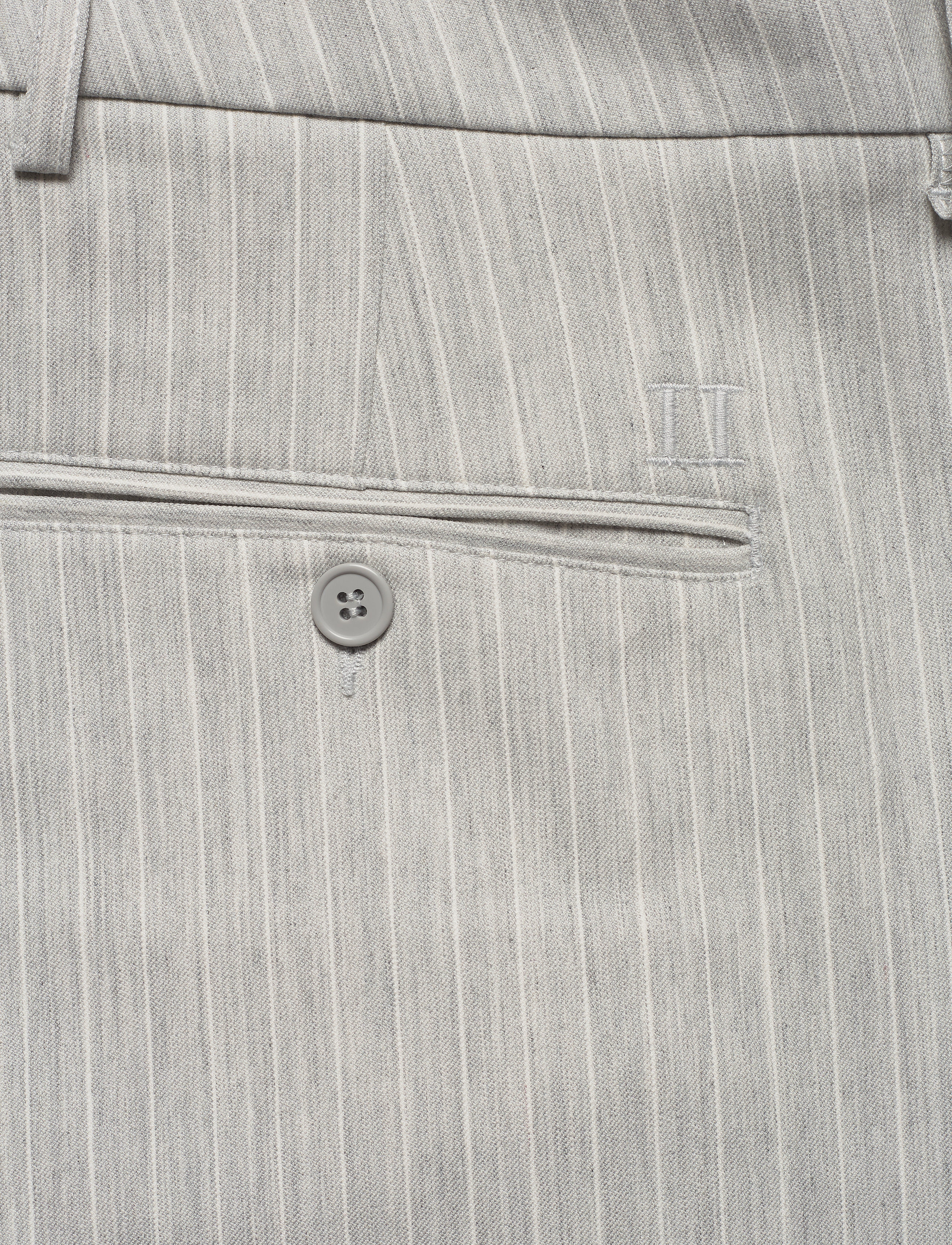 Les Deux - Como LIGHT Pinstripe Shorts - grey melange/off white - 4