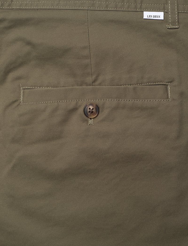 Les Deux - Jared Twill Chino Pants - chinos - olive night - 5