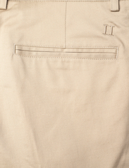 Les Deux - Como Reg Cotton-Linen Shorts - chino lühikesed püksid - dark sand - 4