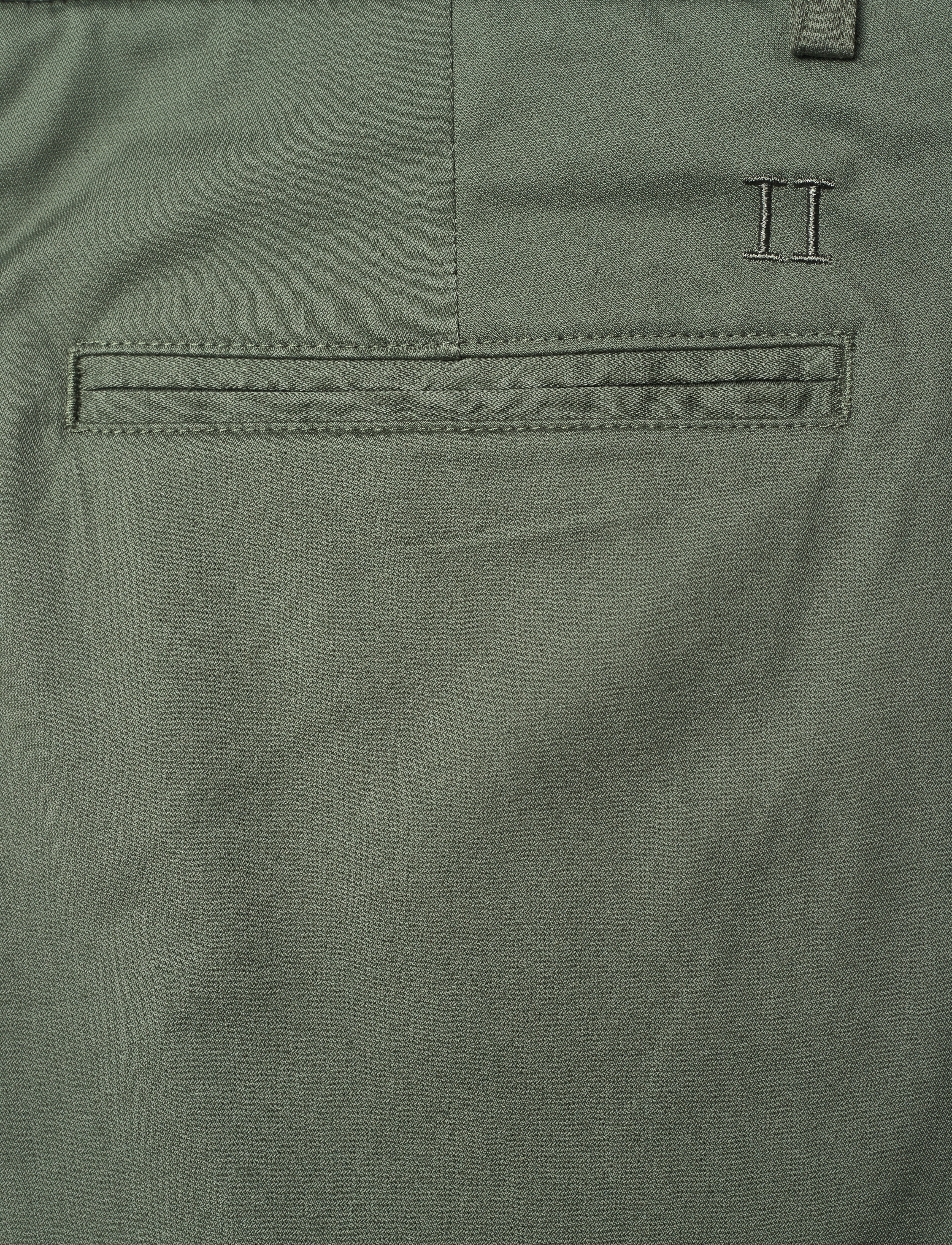 Les Deux - Como Reg Cotton-Linen Shorts - chino shorts - thyme green - 4