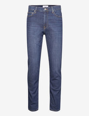Russell Regular Fit Jeans - MEDIUM BLUE WASH