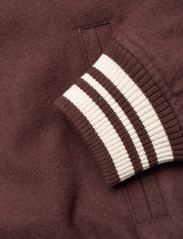 Les Deux - Les Deux Varsity Wool Jacket 3.0 - mężczyźni - ebony brown - 7