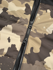 Les Deux - Martielle 3.1 Vest - vests - mountain grey camouflage/black - 6