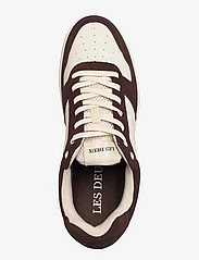 Les Deux - Wright Basketball Sneaker - låga sneakers - white/ebony brown - 3