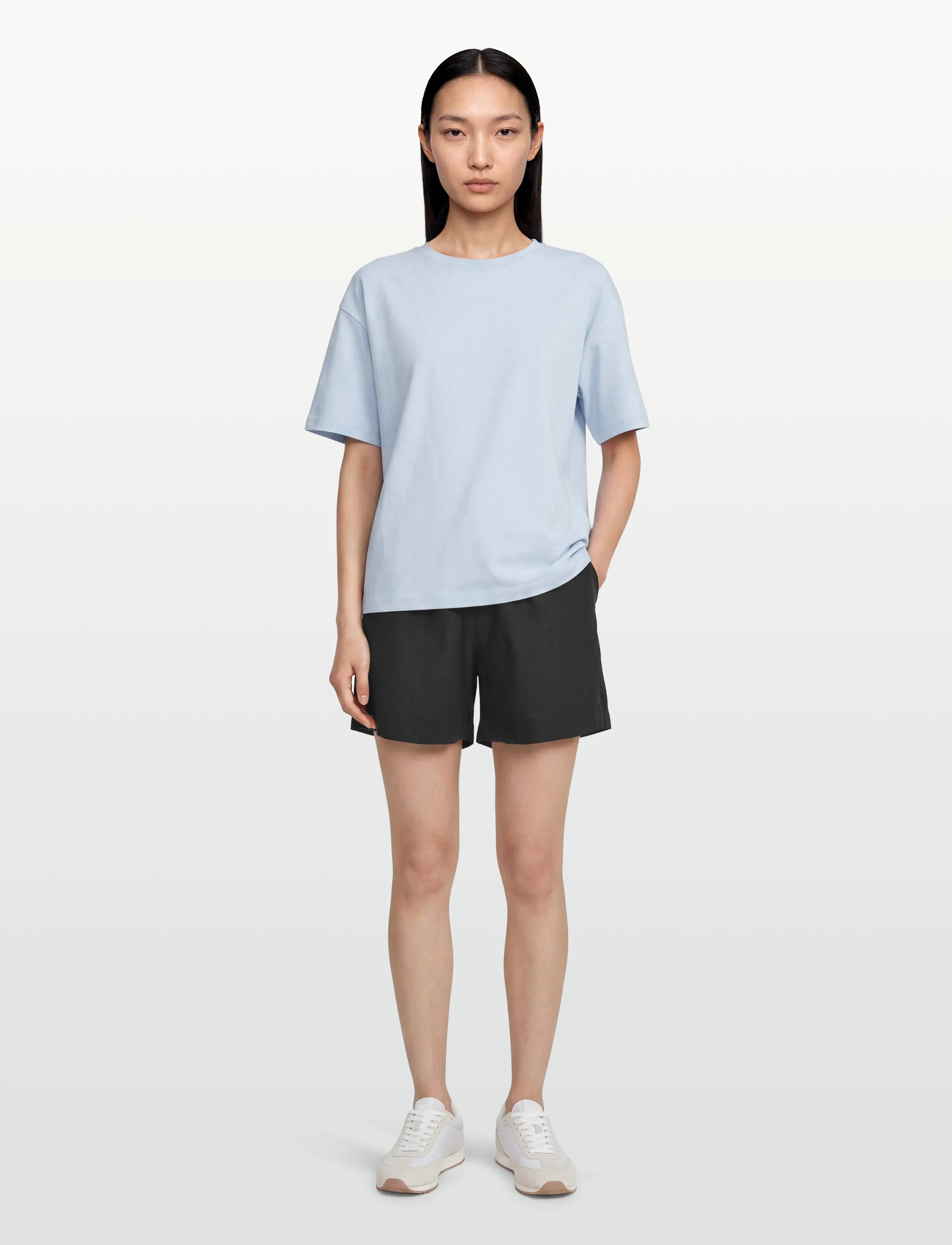 Levete Room Lr-Naja, S, Black, Shorts > Linen Shorts, Dame