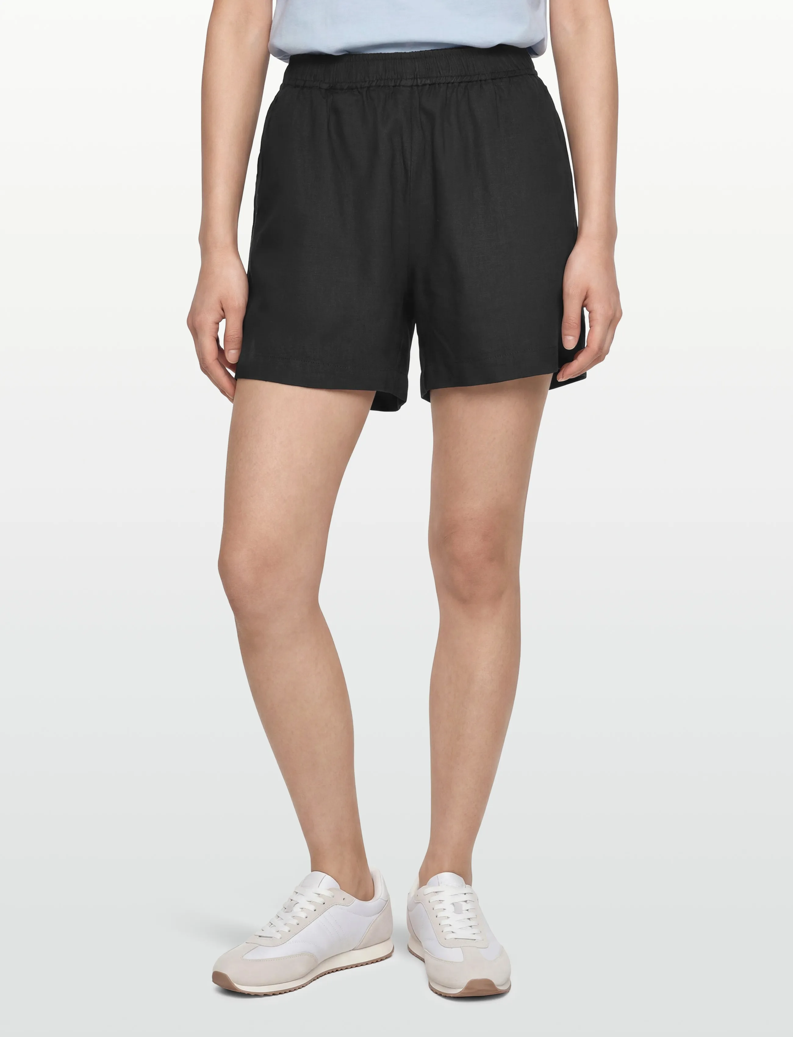 Levete Room - LR-NAJA - leinen-shorts - 9999 black - 3