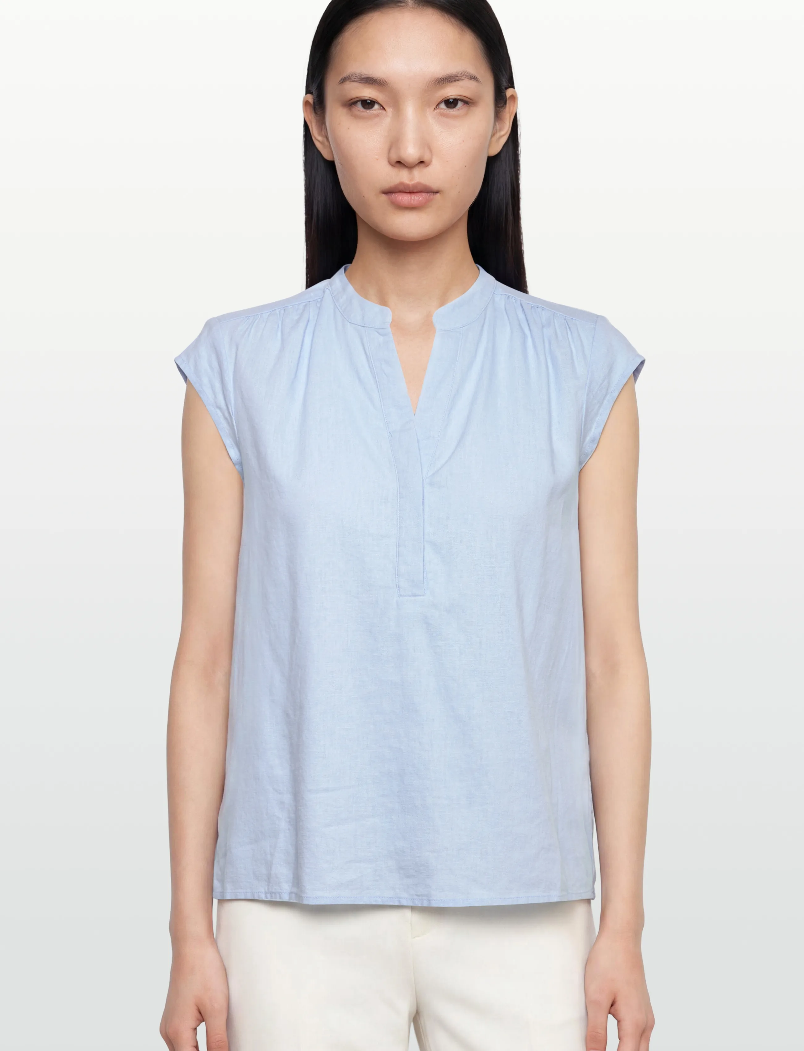 Levete Room - LR-NAJA - short-sleeved blouses - 6250 windsurfer - 3