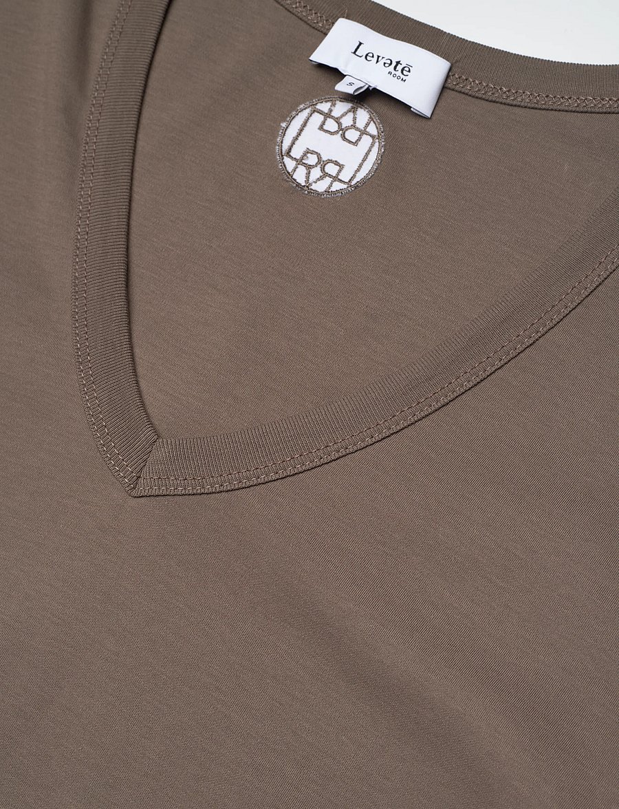 Levete Room - LR-PALOMA - t-shirts - 8845 - falcon - 2