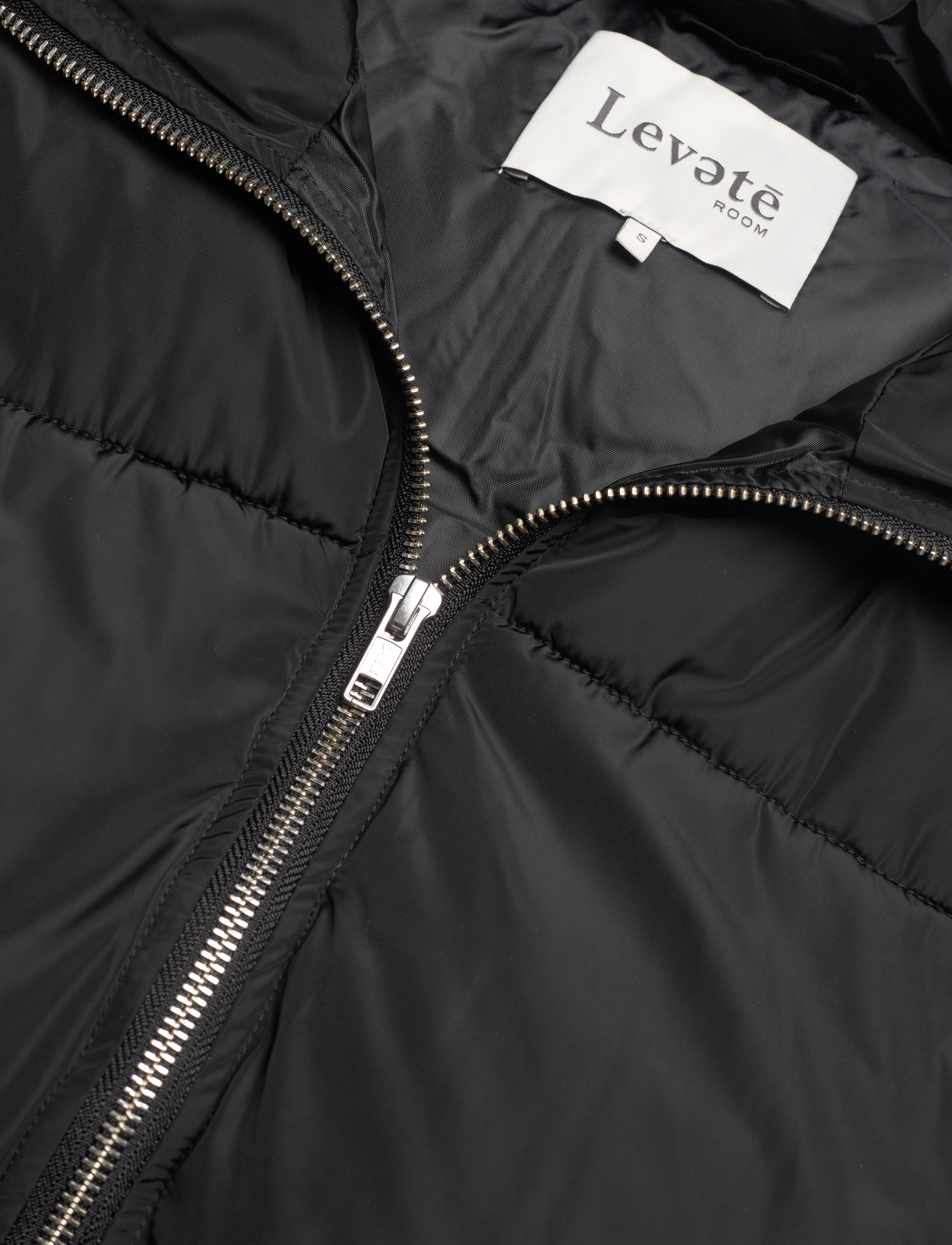 Levete Room - LR-GIBELLA - virsdrēbes - l999 - black - 2