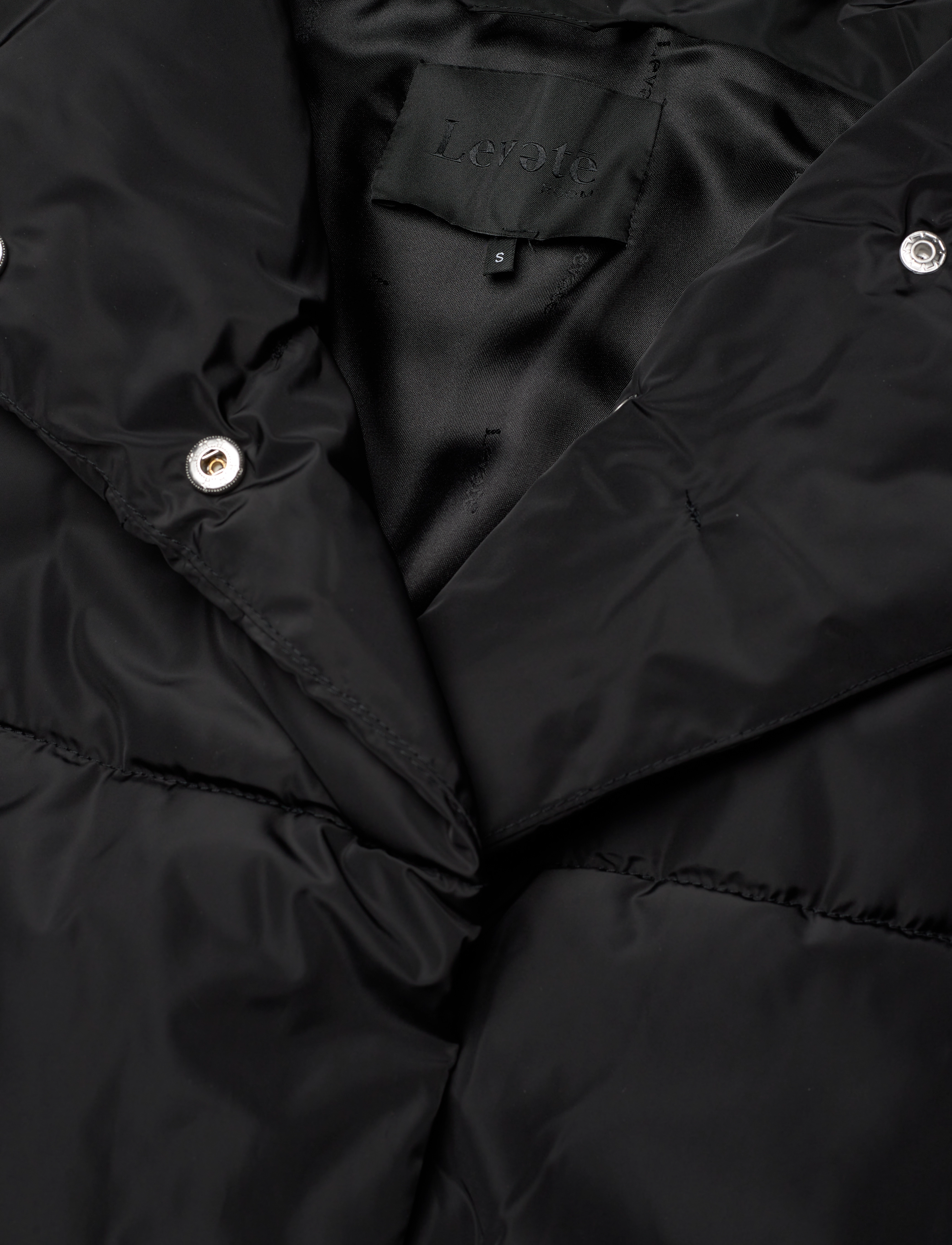 Levete Room - LR-GIBELLA - gefütterte & daunenjacken - l999 - black - 2