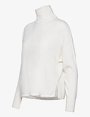 Levete Room - LR-ZOPHIA - megztiniai su aukšta apykakle - l106 - off white - 2