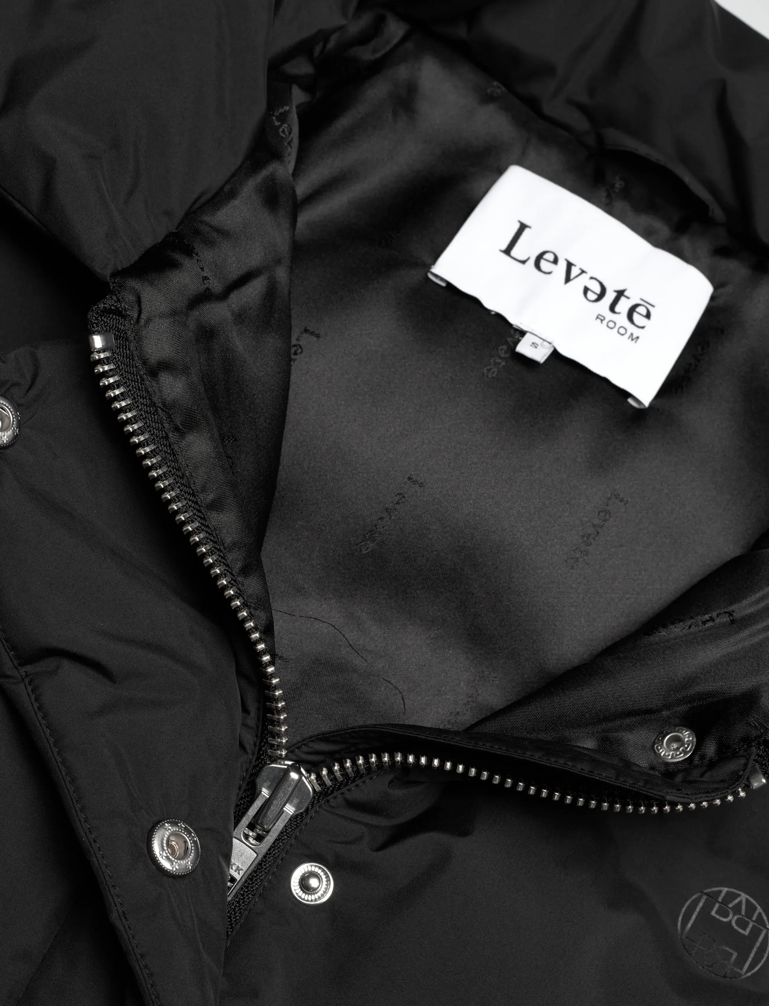 Levete Room - LR-MONA - Üleriided - l999 - black - 2