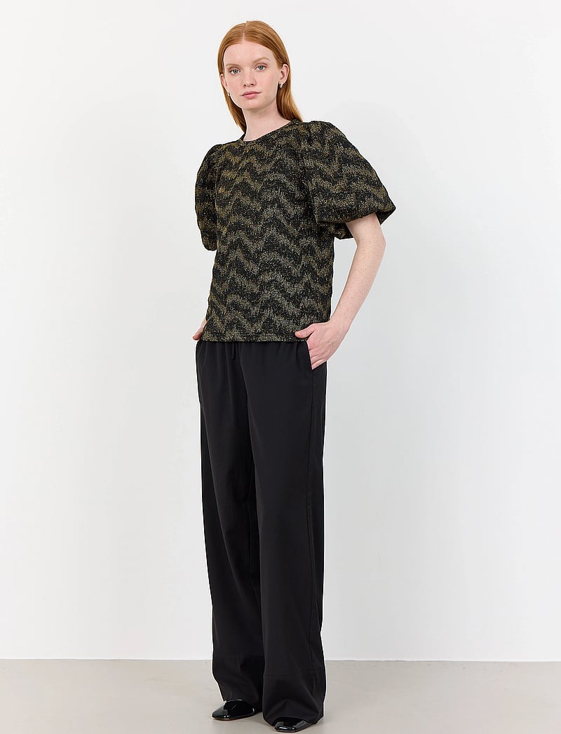 Levete Room - LR-JONE - kortärmade blusar - black combi - 0