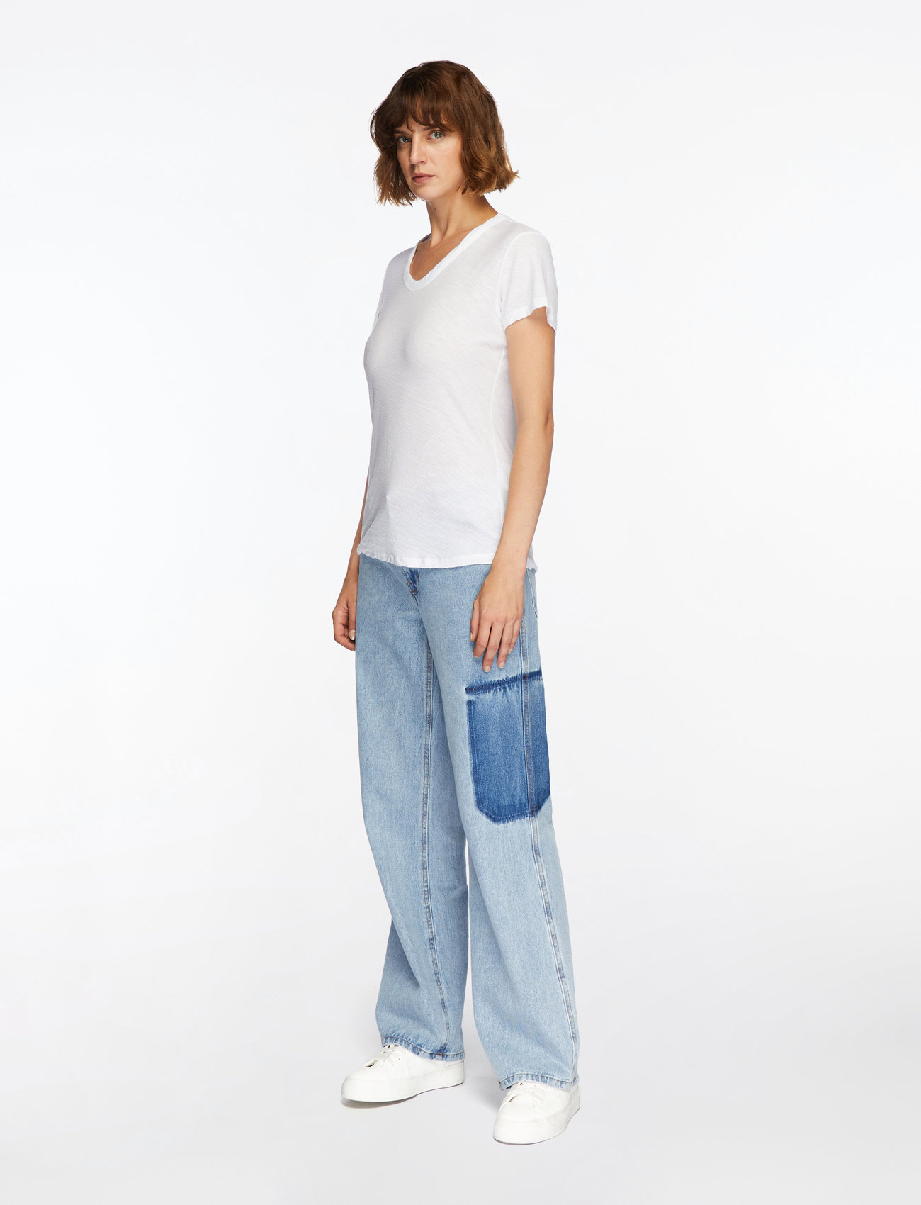 Levete Room - LR-ANY - t-shirts - white - 3