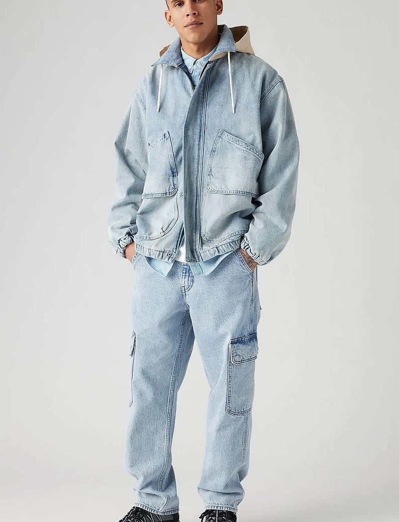 Levi's® - 568 LOOSE STRT CARGO MY POCKET - bojówki - light indigo - worn in - 0