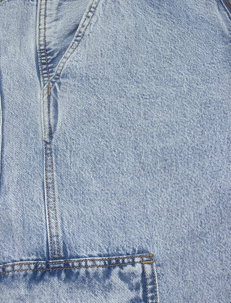 Levi's® - 568 LOOSE STRT CARGO MY POCKET - bojówki - light indigo - worn in - 5