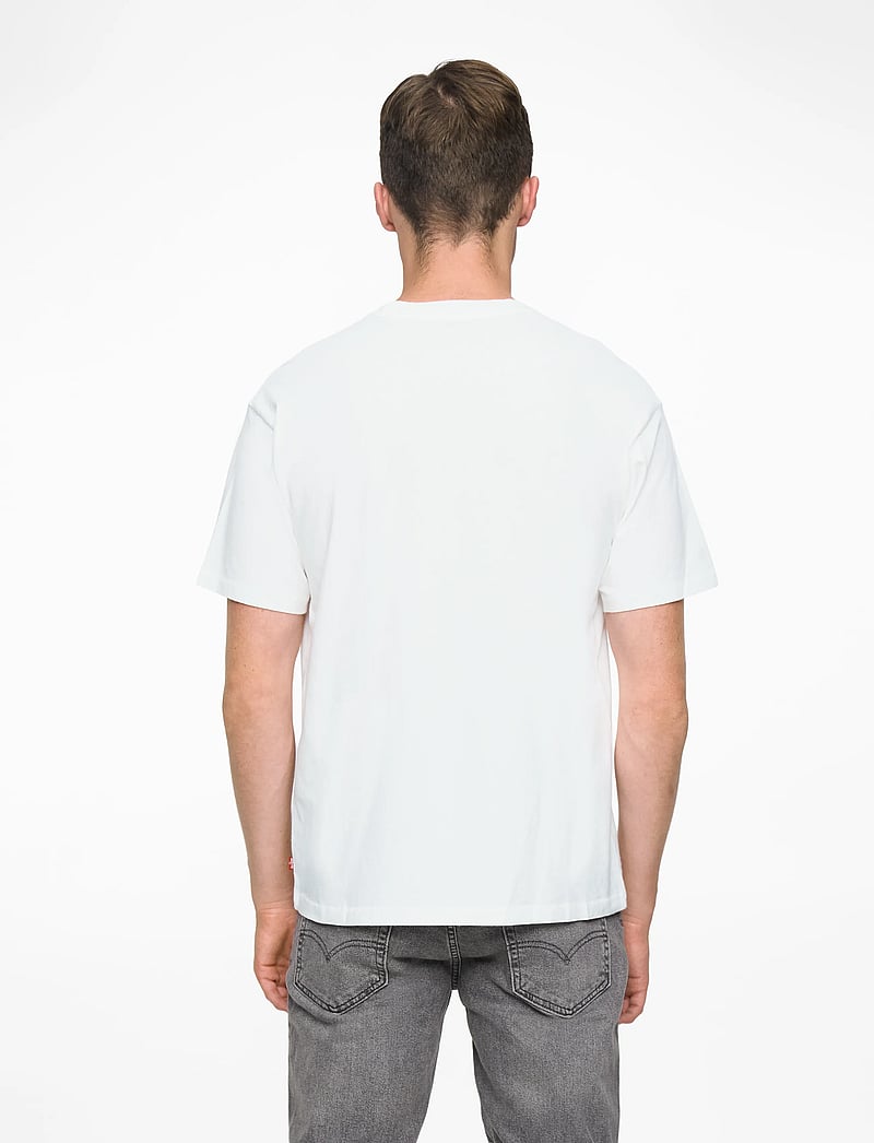 Levi's® - VINTAGE BW GRAPHIC TEE VINTAGE - kortärmade t-shirts - whites - 4