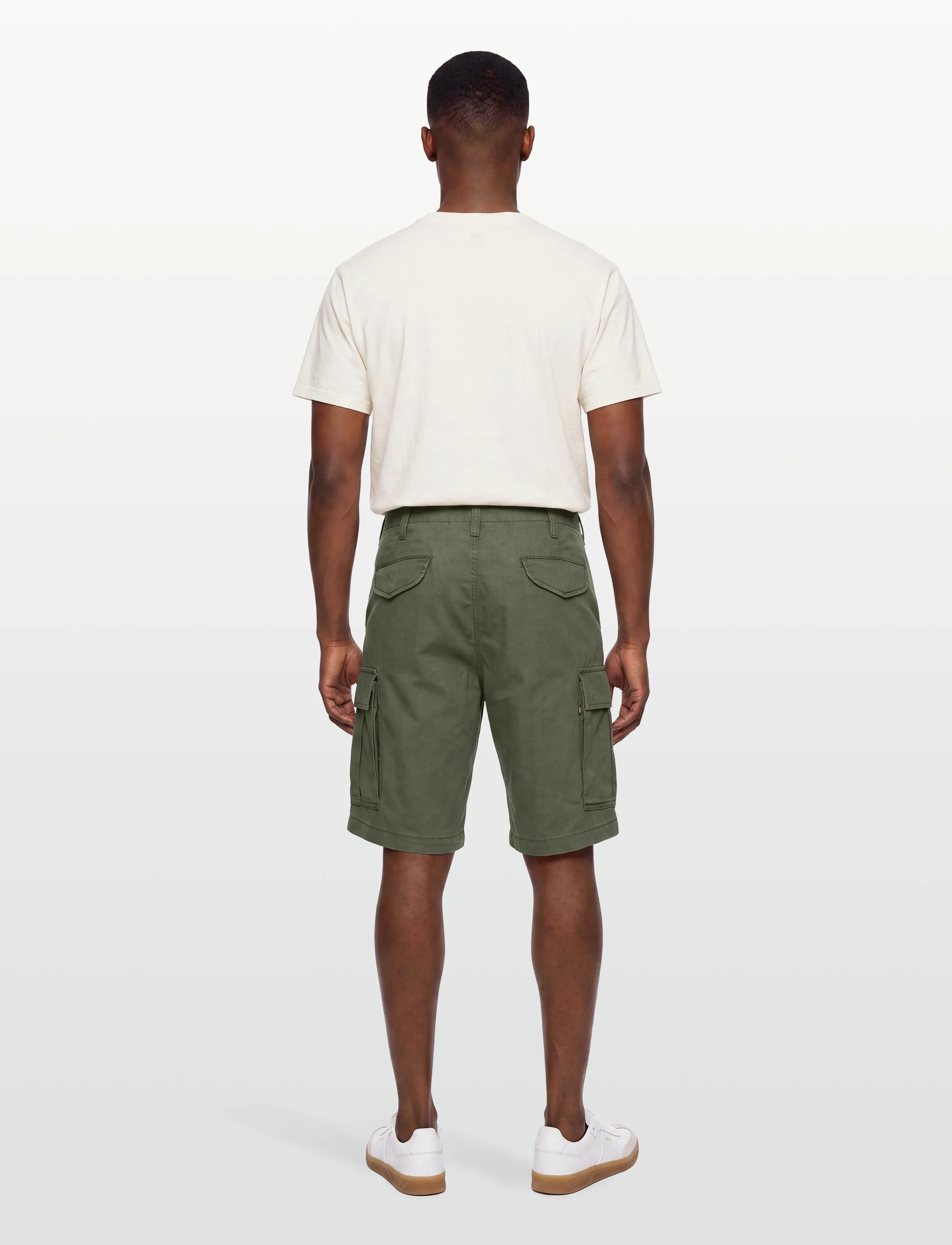 Levi's® - CARRIER CARGO SHRT2 OLIVE NIGH - cargo shorts - greens - 4