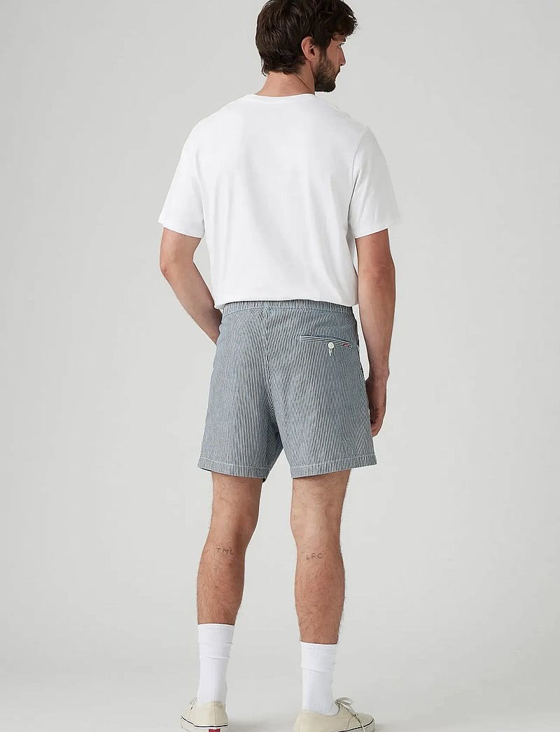 Levi's® - XX CHINO BAY SHORT II MED INDIGO - FLAT FINISH - chinos shorts - med indigo - flat finish - 4
