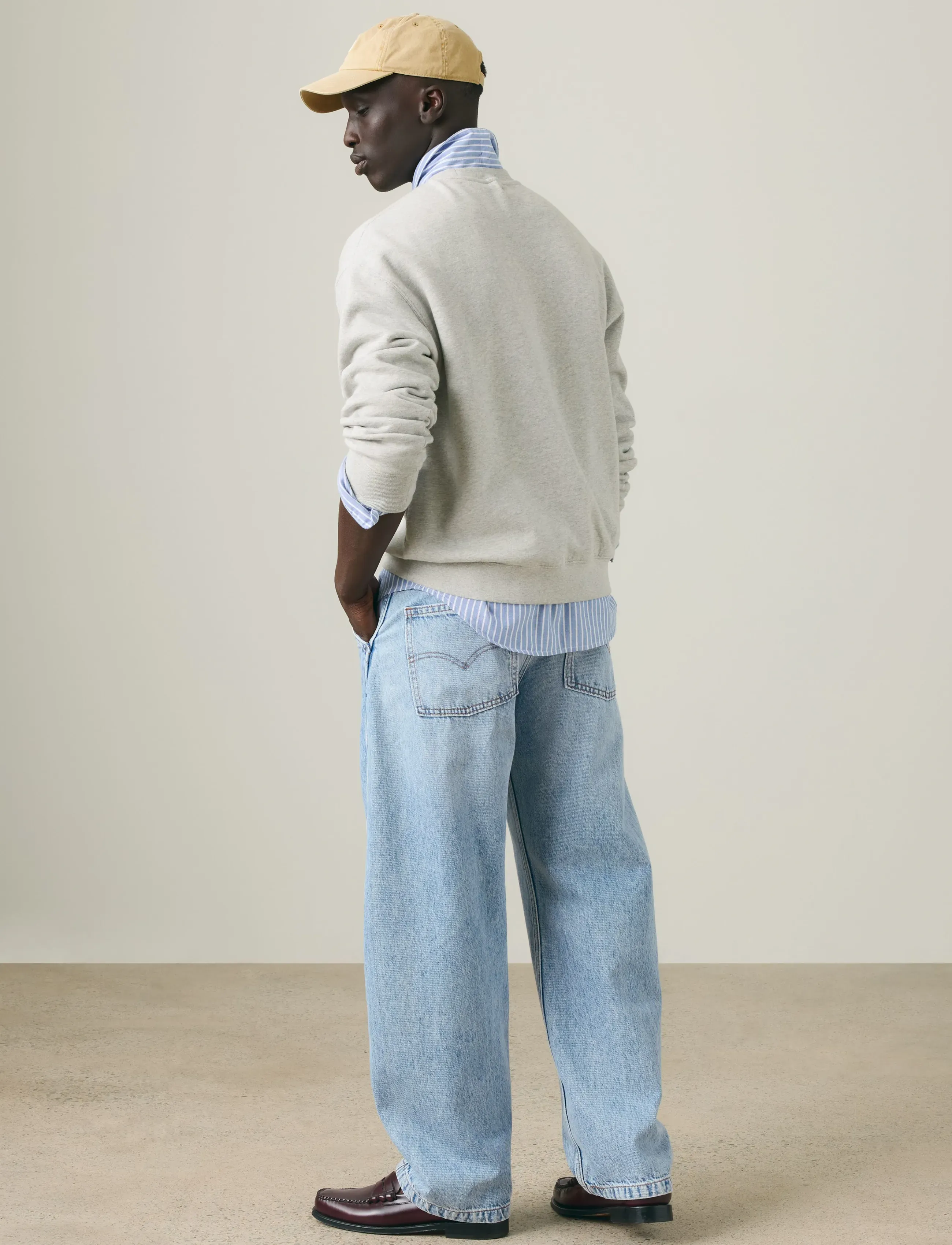 Levi's® - BAGGY BARREL RUNNING THE RACE - trousers & jeans - light indigo - worn in - 5