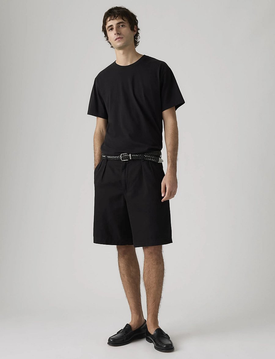 Levi's® - BAGGY PLEATED SHORT MINERAL BL - vabaaja lühikesed püksid - blacks - 0