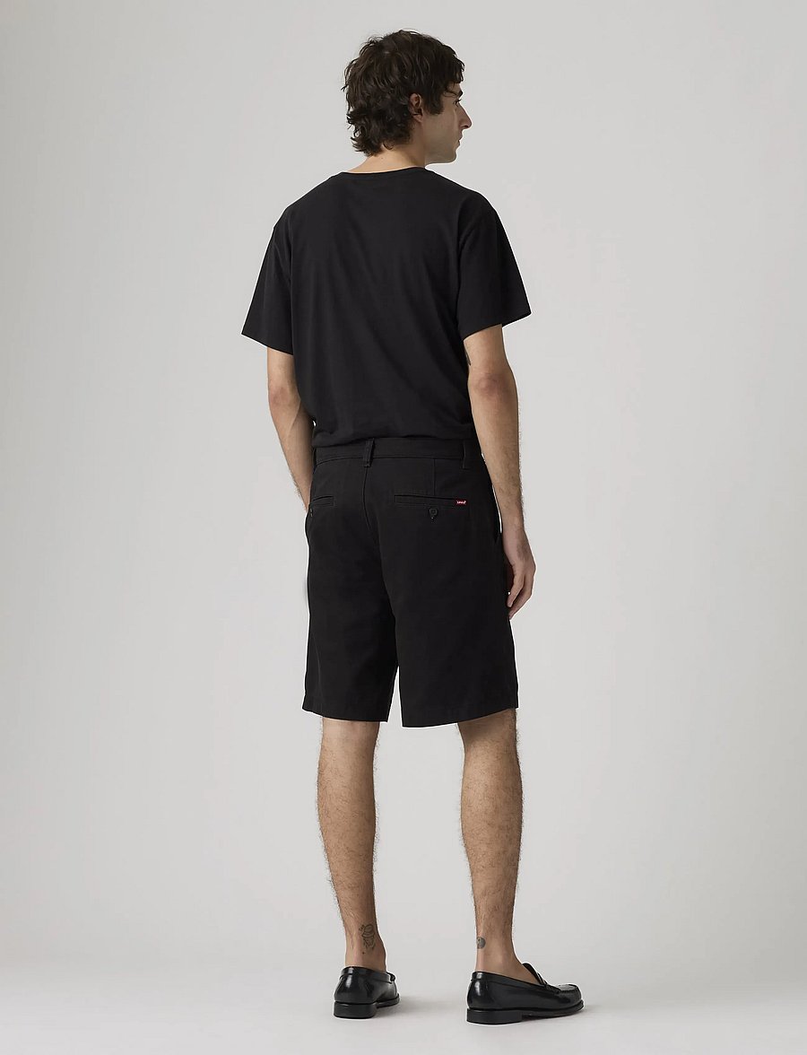Levi's® - BAGGY PLEATED SHORT MINERAL BL - vabaaja lühikesed püksid - blacks - 4