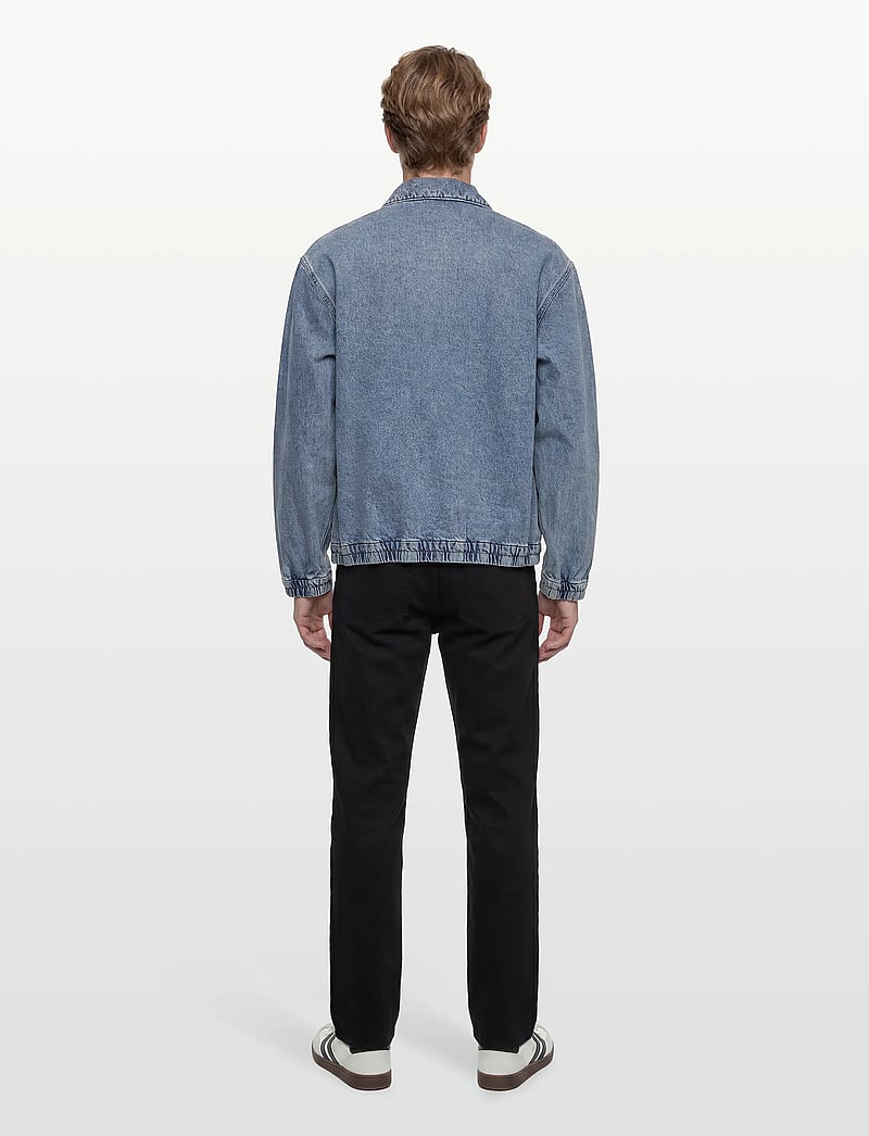 Levi's® - JAANAI JACKET CLOUDY DAYS - ungefütterte denimjacken - light indigo - worn in - 4