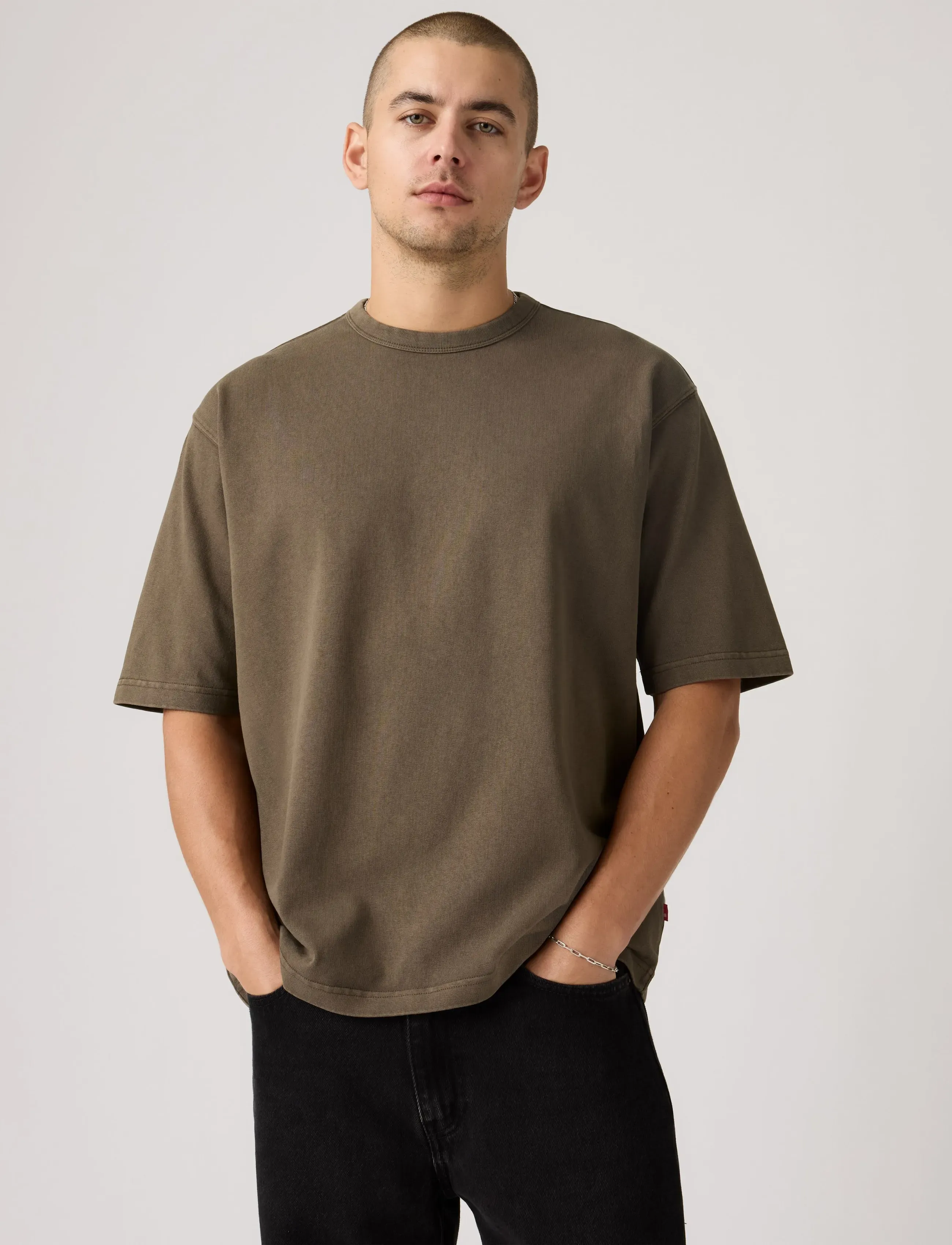 Levi's® HEAVYWEIGHT LOOSE TEE GARMENT - Levi's® - BROWNS / brown