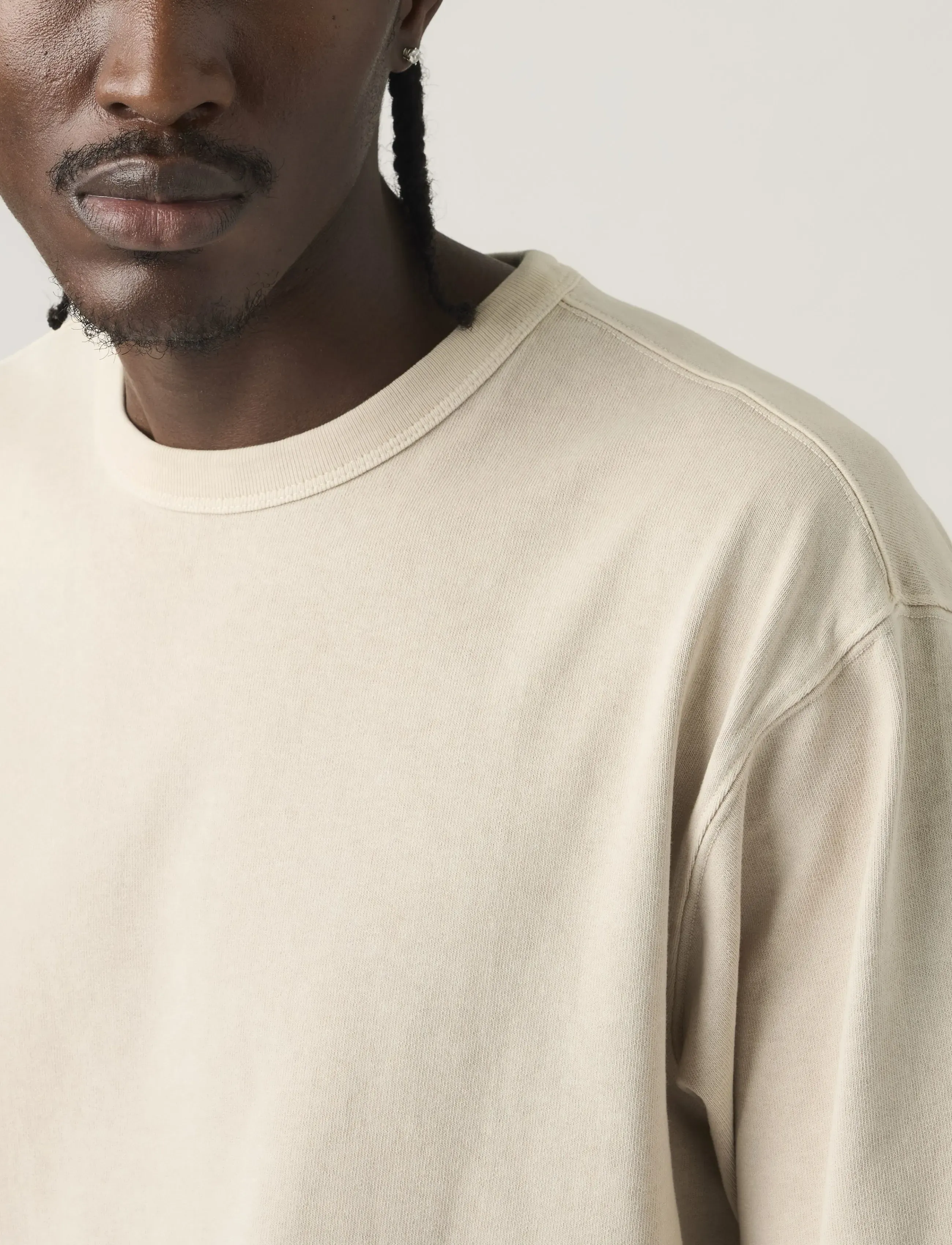 Levi's® - HEAVYWEIGHT LOOSE TEE GARMENT - laveste priser - neutrals - 4