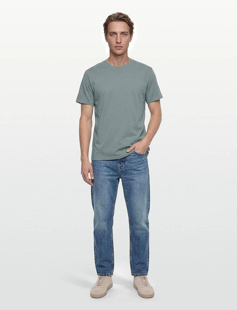 Levi's® - NG ESSENTIAL TEE LEAD - kurzärmelig - greys - 0