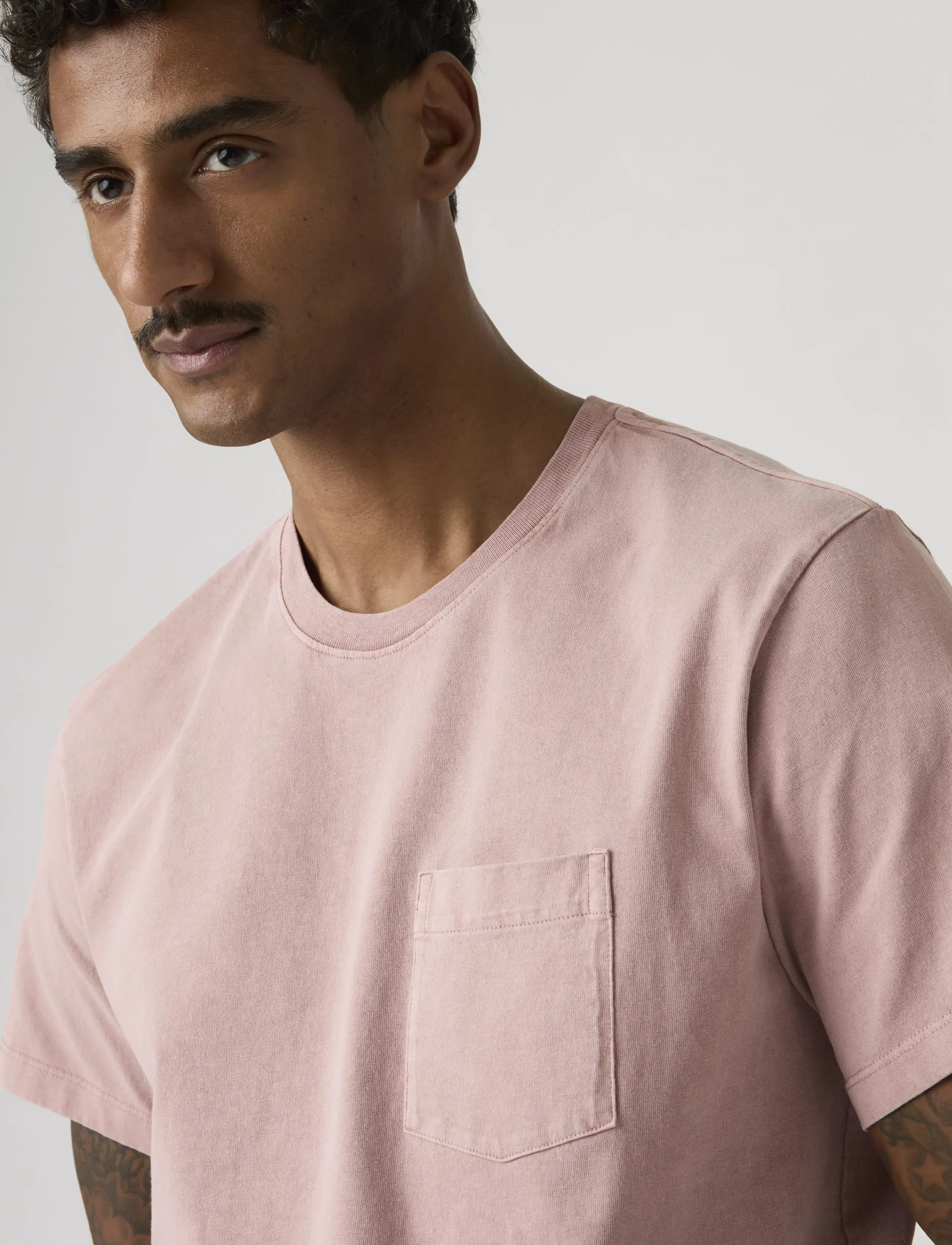 Levi's® - RELAXED POCKET TEE GARMENT DYE - madalaimad hinnad - pinks - 4
