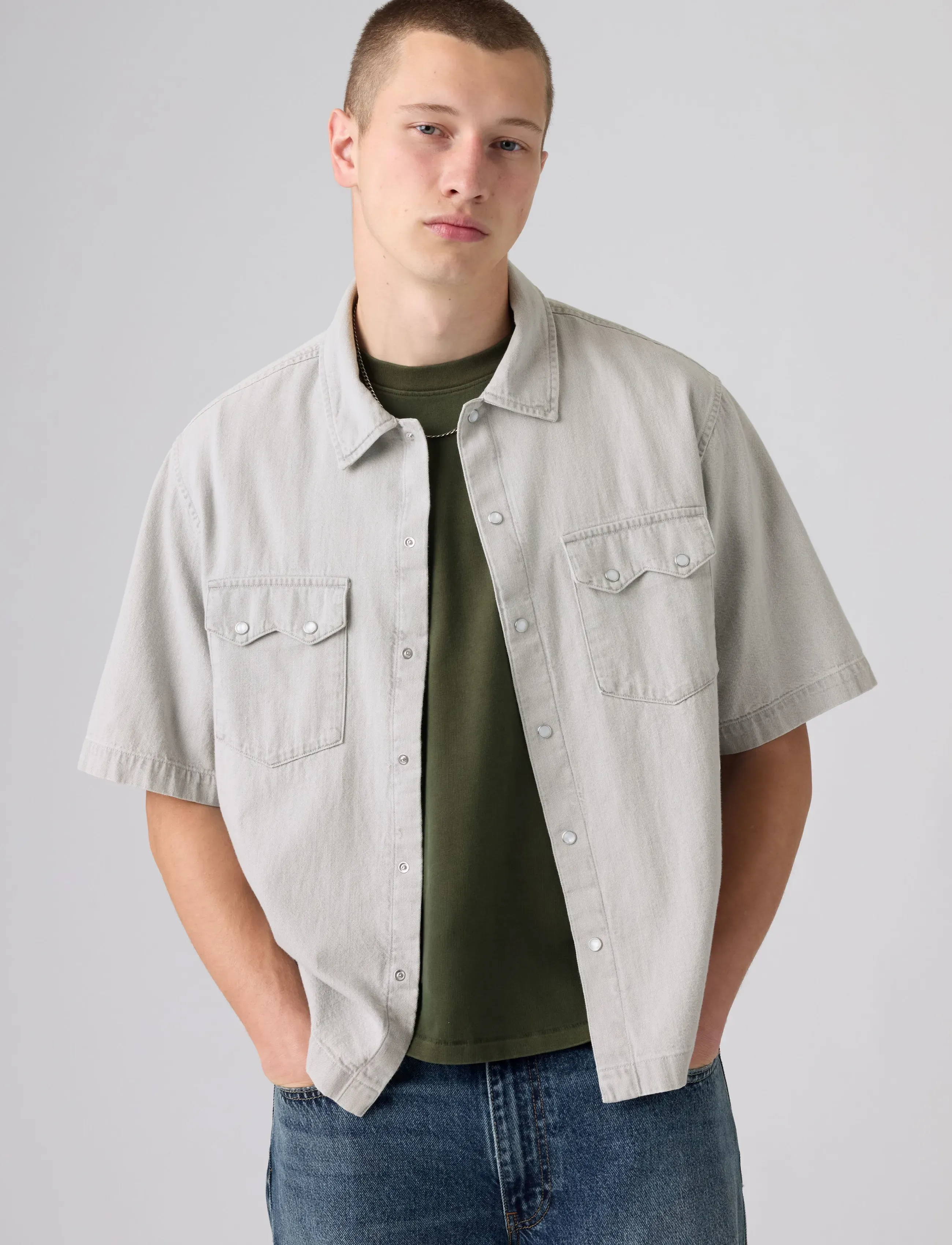 Levi's® SS BOXY WESTERN SMOKEY CLOUD - Streetwear - GREYS / grey