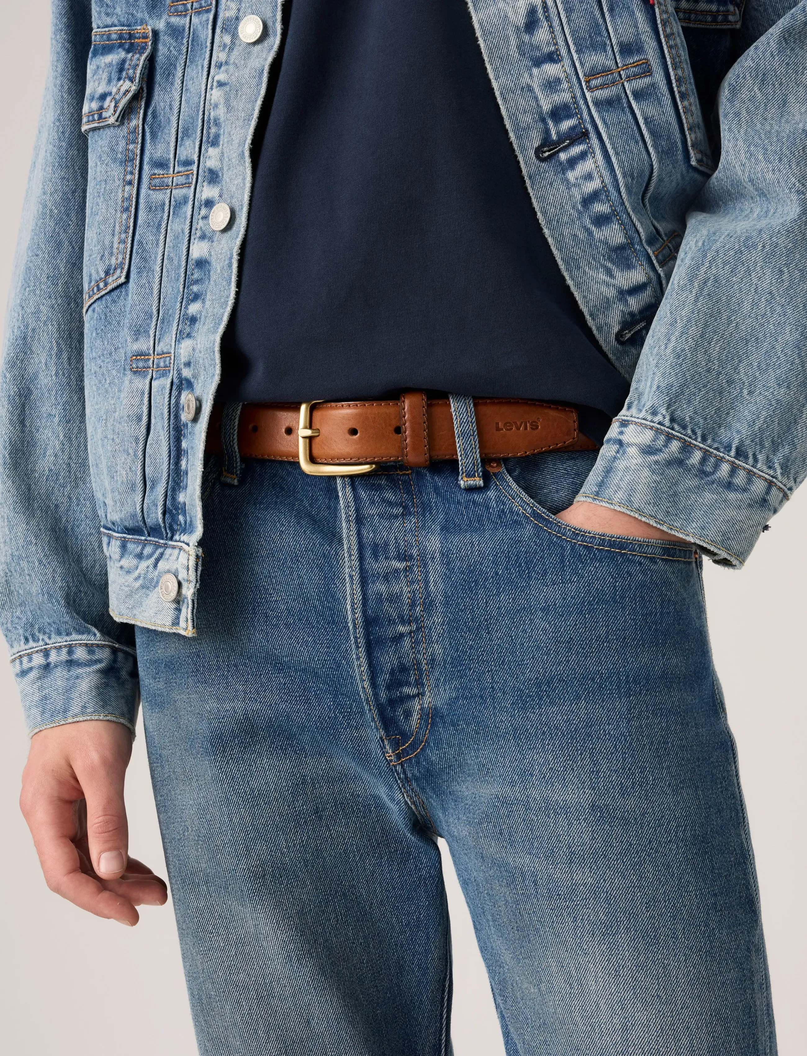 Levi's® FINN FEATHER EDGE BELT MOCHA B - Streetwear - BROWNS / brown