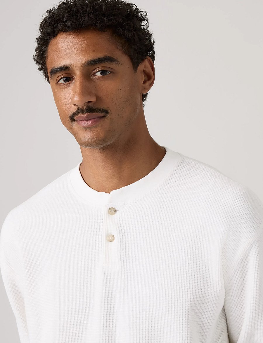 Levi's® - LS RLX BUTTON HENLEY BRIGHT WH - langærmede t-shirts - whites - 3