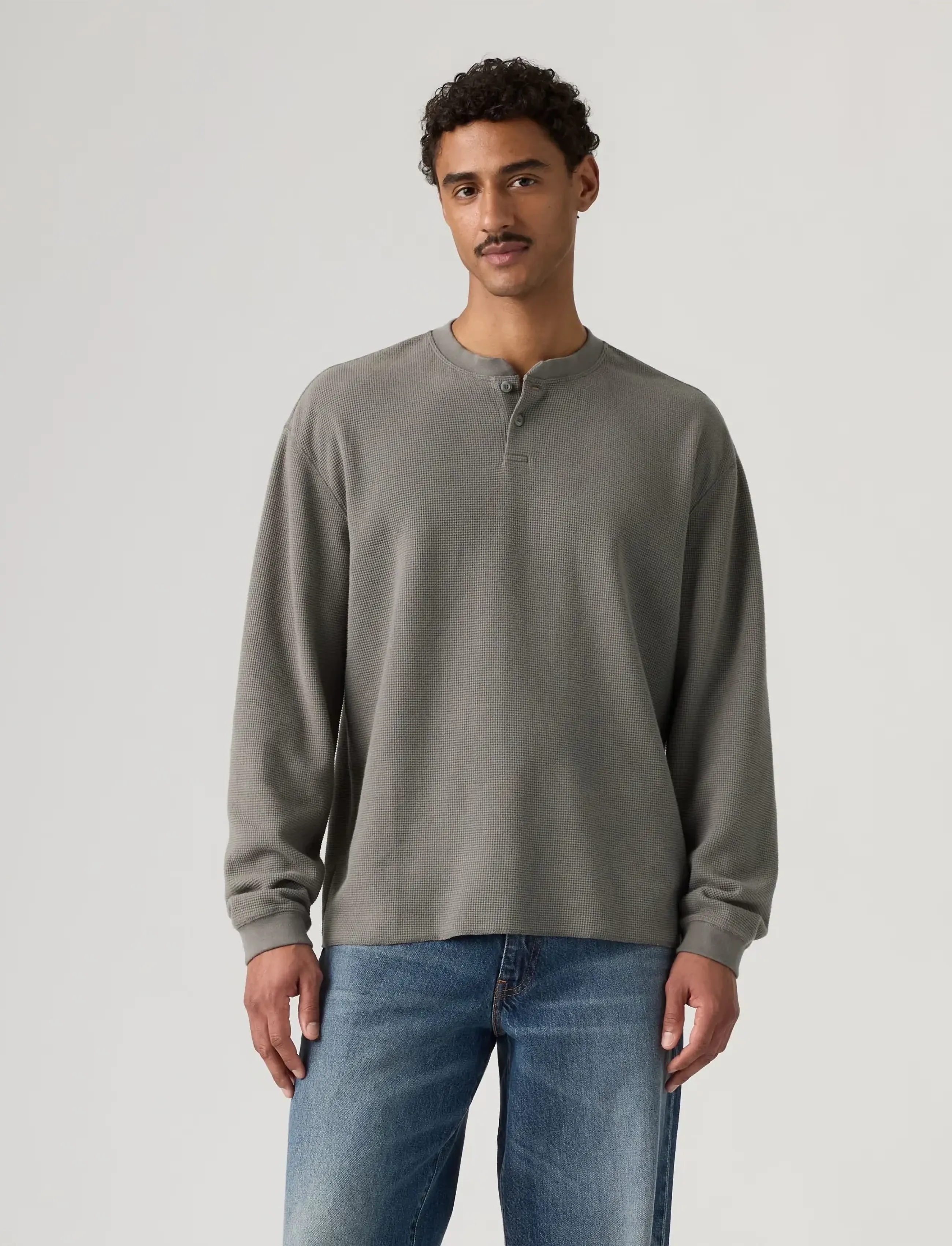 LEVIS ® Ls Rlx Button Henley Smoked Pe t-shirts herr – bild 2