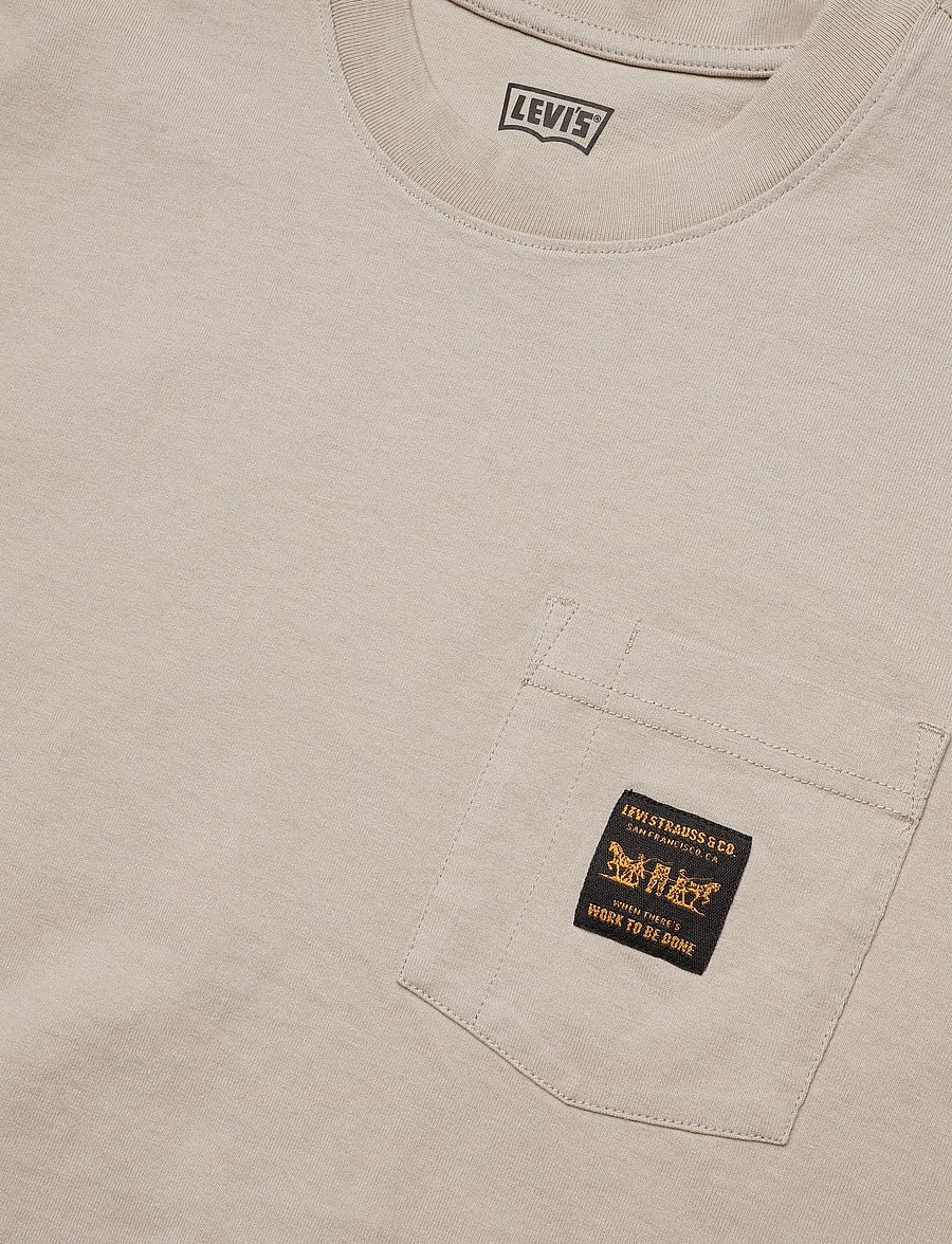 Levi's® - SS WORKWEAR PKT TEE TRENCH COA - kurzärmelige t-shirts - neutrals - 2