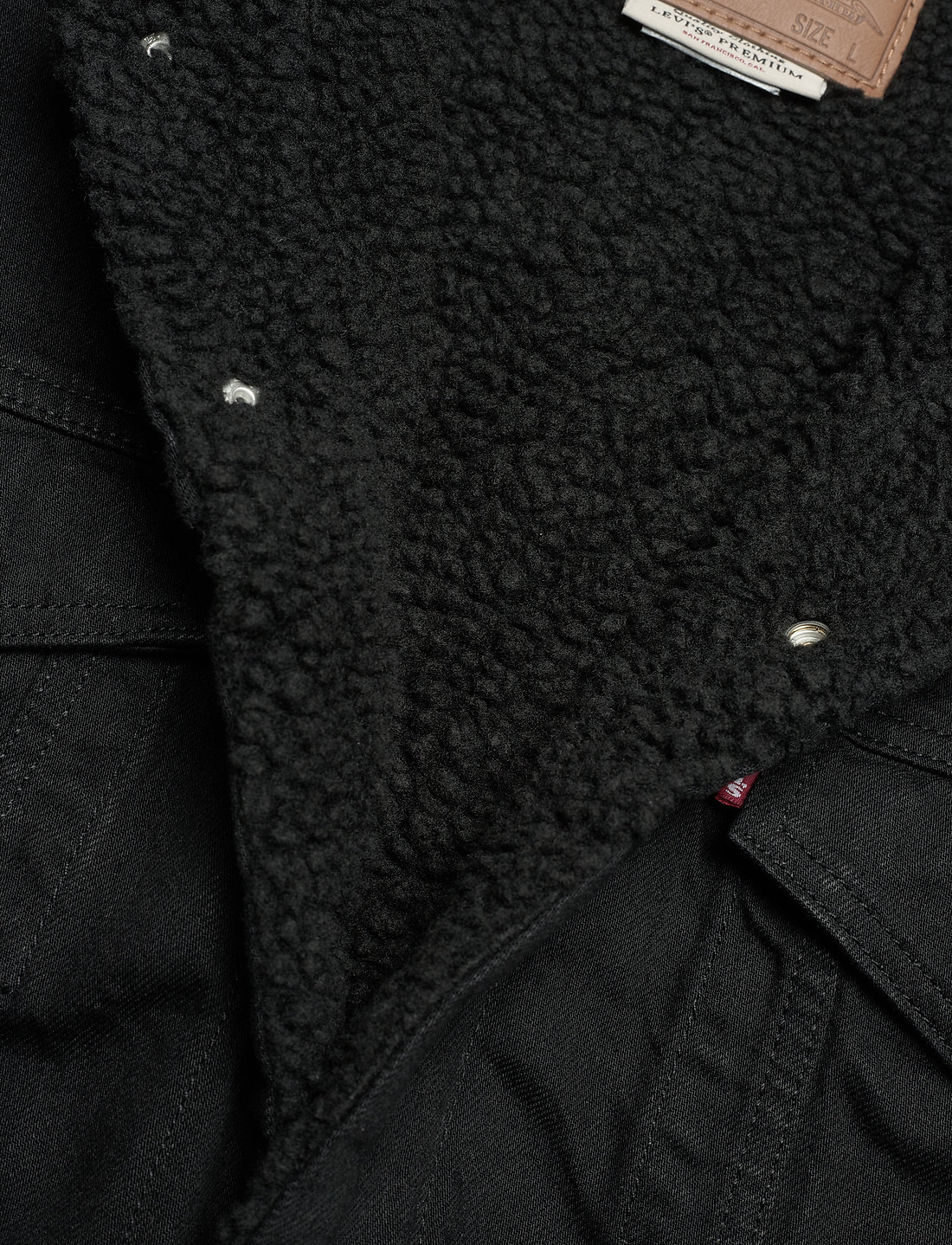 LEVI S Men Type 3 Sherpa Trucker Berk She 139.99 . Buy Denim Jackets from LEVI S Men online at Boozt . Fast delivery and easy returns