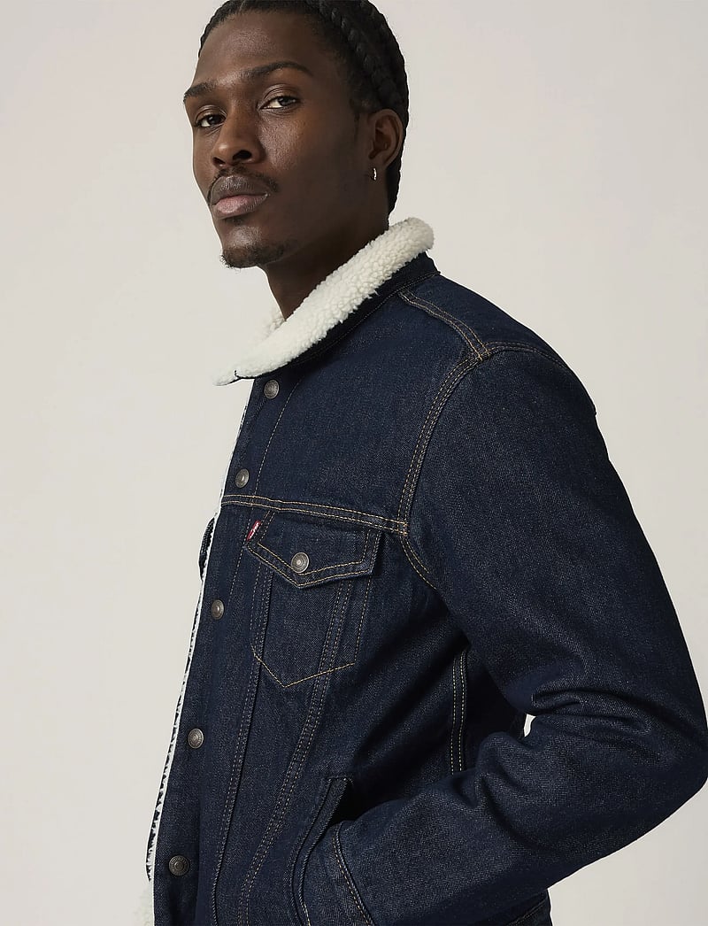 Levi's® - TYPE 3 SHERPA TRUCKER GIVE IT - fodrade jeansjackor - dark indigo - flat finish - 4