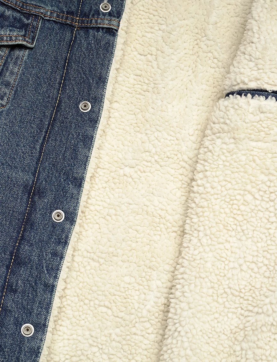 Levi's® - TYPE 3 SHERPA TRUCKER IN THE M - vestes en jean doublées - med indigo - worn in - 5