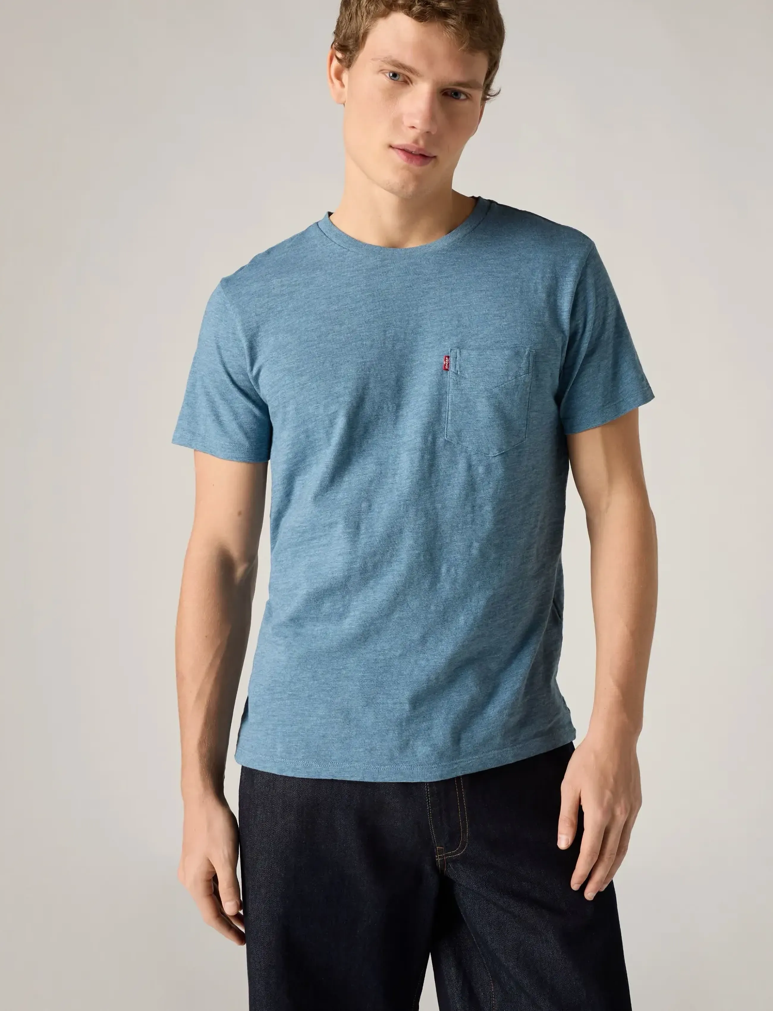 Levi's® SS CLASSIC POCKET TEE INDIGO W - T-shirts - BLUES / blue