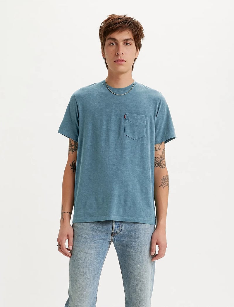 Levi's® - SS CLASSIC POCKET TEE INDIGO W - short-sleeved t-shirts - blues - 3