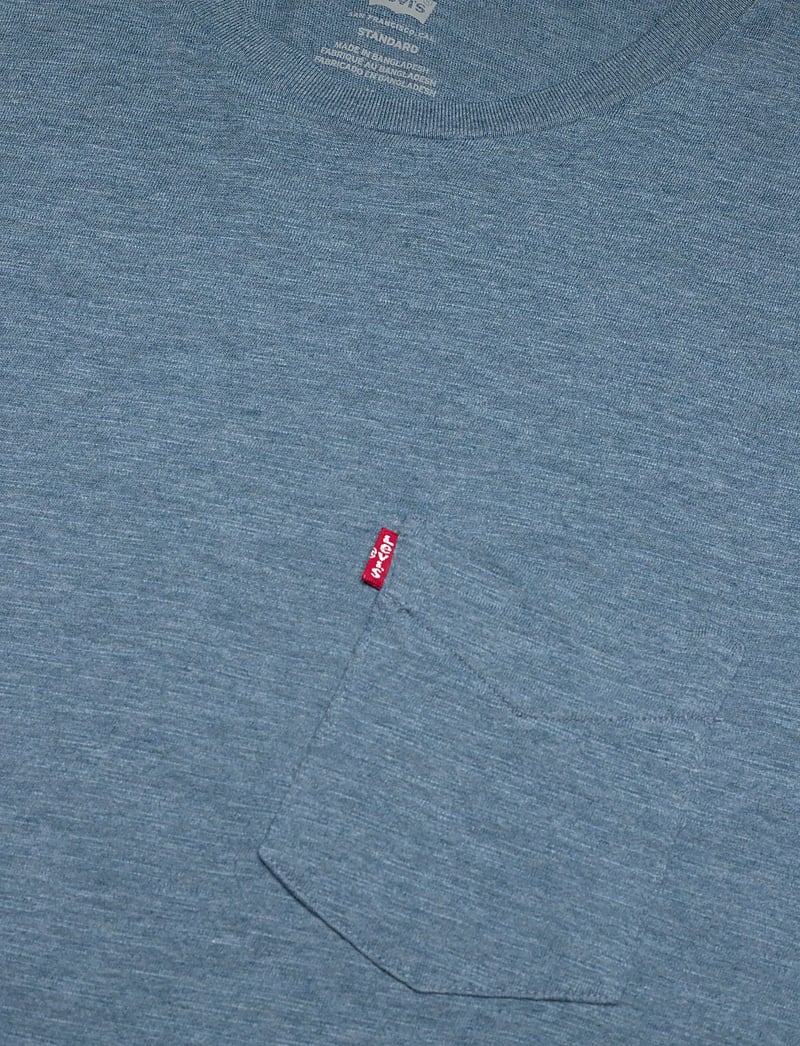 Levi's® - SS CLASSIC POCKET TEE INDIGO W - short-sleeved t-shirts - blues - 5