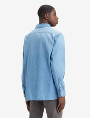 LEVI´S Men - JACKSON WORKER FRANKLIN LIGHT - casual skjorter - light indigo - worn in - 4