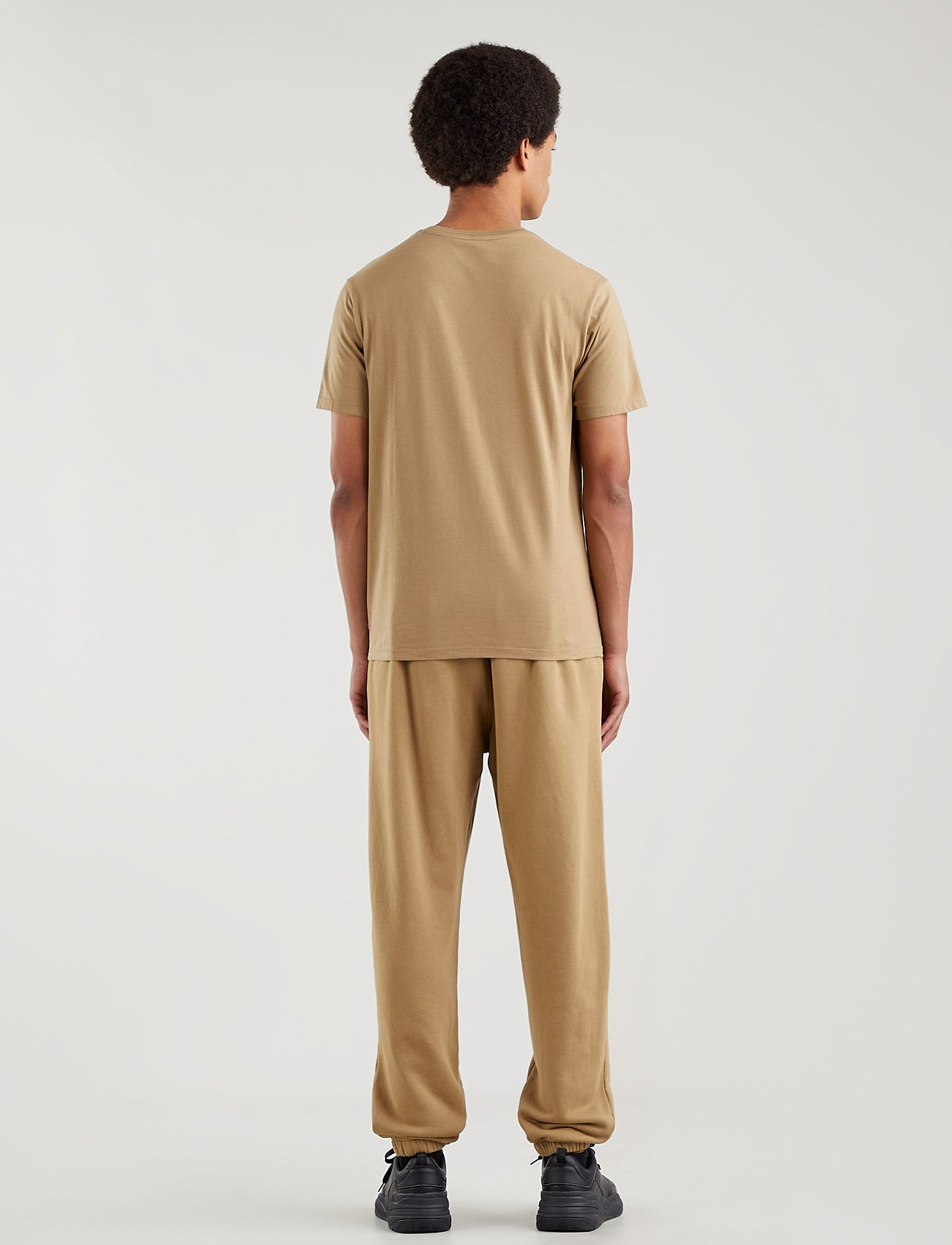 LEVI´S Men - GRAPHIC CREWNECK TEE BW SSNL P - neutrals - 3