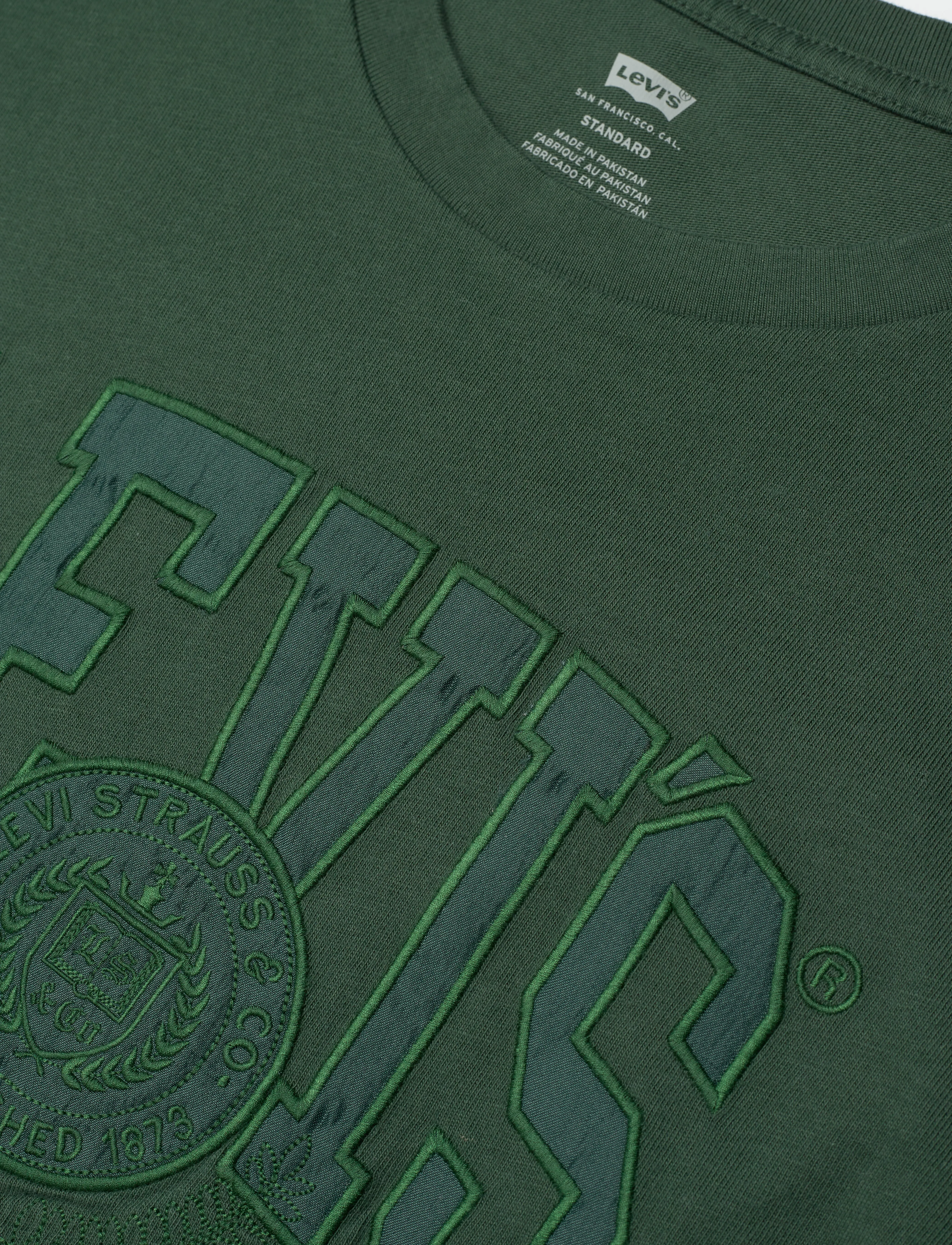Levi's® - GRAPHIC CREWNECK TEE APPLIQUE - kortærmede t-shirts - greens - 3